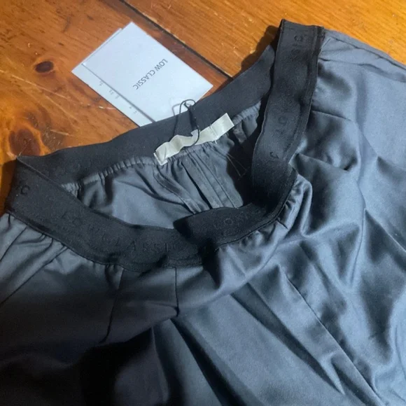 Low Classic NWT Pants Elastic Waistband Logo Pull On Gray - Picture 3 of 13